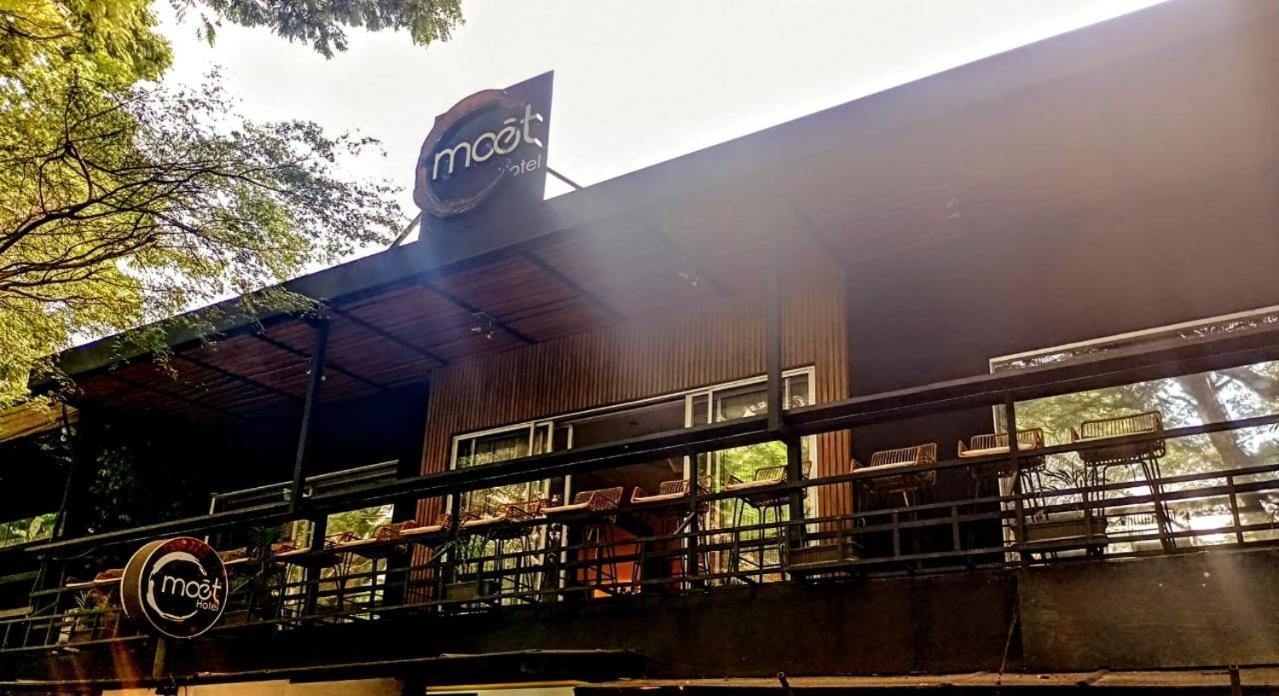 Moet Medellin Hotel Екстер'єр фото